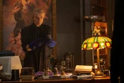 Adrian Veidt (Jeremy Irons)