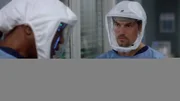 Dr. Richard Webber (James Pickens Jr., l); Dr. Andrew DeLuca (Giacomo Gianniotti, r.)