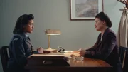 L - R: Kat Kumar Noor als Inayat Khan, Sian Altman als Vera Atkins