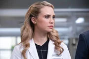 Dr. Morgan Reznick (Fiona Gubelmann)