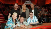 Hella von Sinnen, Wigald Boning, Marti Fischer hinten: Ralf Schmitz, Janine Kunze und Hugo Egon Balder