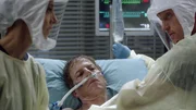 Kim Raver (Dr. Teddy Altman), Greg Germann (Dr. Thomas Koracick), Kevin McKidd (Dr. Owen Hunt).