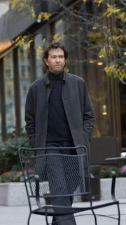 Nathan Ford (Timothy Hutton)
