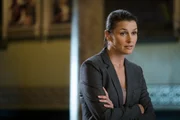 Erin (Bridget Moynahan) versucht, die Abschiebung der bekannten Aktivistin Garza zu verhindern, die offenbar illegal im Land ist. Hat sie davon tatsächlich absolut nichts gewusst?