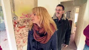 Pia (li.) mit Opa Helmut beim HausrundgangPia (li.) mit Opa Helmut beim Hausrundgang