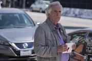 Gene Cousineau (Henry Winkler)