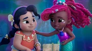 l-r: Lucia (Elizabeth Phoenix Caro), Ariel (Mykal-Michelle Harris)
