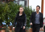 Chloe Dancer (Lauren German) und Lucifer (Tom Ellis) unterwegs zu einem neuen Fall.