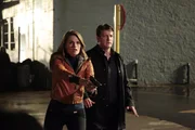 Castle (Nathan Fillion, r.) und Beckett (Stana Katic, l.) verstehen sich schon eine Weile nicht mehr so besonders und Castle beschließt, nur noch einen letzten Fall gemeinsam mit ihr zu klären und dieser hat es in sich ...