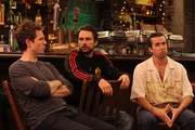 (v.l.n.r.) Dennis Reynolds (Glenn Howerton); Charlie Kelly (Charlie Day); Mac (Rob McElhenney)