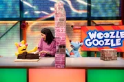 Die chinesische Mauer: Woozle und Woonie denken, dass sie viel mehr Ahnung von Mauern haben als Maria.  Trinkwasser: Woozle möchte Trinkwasser sparen. Doch er hat nicht bedacht, dass er sich nicht nur von Schokolade ernähren kann!