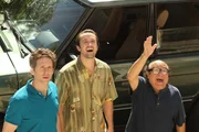 (v.l.n.r.) Dennis Reynolds (Glenn Howerton); Mac (Rob McElhenney); Frank Reynolds (Danny DeVito)