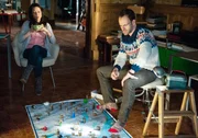 Ein neuer Fall wartet auf Sherlock Holmes (Jonny Lee Miller, r.) und Joan Watson (Lucy Liu, l.) ...