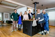 Wer wohnt wo? Sendung 22 Kilian, Nina, Tamara, Moderator Sven Epiney, Fabienne und Julia