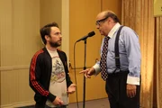 v.li.: Charlie Kelly (Charlie Day), Frank Reynolds (Danny DeVito)