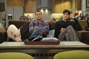 Sind in bester Gesellschaft: Walden (Ashton Kutcher, r.) und Alan (Jon Cryer, l.) ...