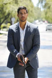 Adam Rodriguez (Eric Delko).
