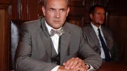 Gerichtsmediziner Dr. Duhler (Klaus Schindler) in der ungewohnten Rolle als Angeklagter.