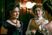 Irina Wanka (Elise Brockmann), Brigitte Hobmeier (Colina Kandl), Mercedes Müller (Clara Prank).