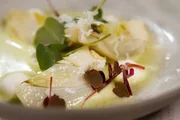 Hannes Müller: „Ofenfenchel, Krenmayonnaise, Fenchelgrün, Sauerklee“.