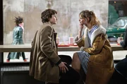 Marianne (Frida Gustavsson) zweifelt an Davids (Gustav Lindh) erotischem Drehbuch und zögert nicht, ihm ihre Kritik und eigene Ideen entgegenzusetzen.