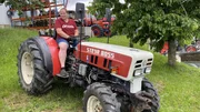 Nadine mit Traktor