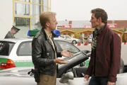 Als Thomas Ohlmüller (Dirk Moritz, r.) gegenüber Polizist Michi Mohr (Max Müller, l.) kein Alibi nachweisen kann, gerät er unter Verdacht.