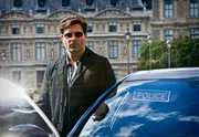 LaBréa (Francis Fulton-Smith) ermittelt in Paris.