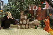 Den ganzen Tag sitzen Wolle und Pferd vor ihrer neuen Spielkonsole „Möhribox2000DS“. Sie sind so fasziniert, dass sie sogar für ihre Freundin Finchen keine Zeit mehr haben.