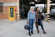 Sylvie Brett (Kara Killmer, l.) und Emily Foster (Annie Ngosi Ilonzeh, r.)