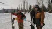 L-R: Carlos Minor und Dustin Hurt mit Skiern
