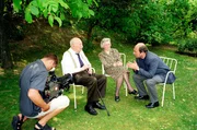 Werner Veits (Kamera), Simon Wiesenthal (1908-2005), Cyla Wiesenthal (1908-2003), Andreas Novak, Archivbild 2000.