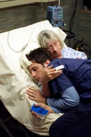 Zach Braff (John 'J.D.' Dorian).
