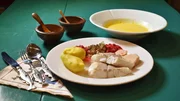 Zu Tisch Lofoten – Norwegen Frischer Fisch mit Leber, Rogen und Preiselbeeren