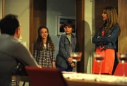 Mike und Trixi sind irritiert, als sie merken, dass Christian heimlich Susi zu sich eingeladen hat. Von links: Mike Preissinger (Harry Blank), Susi (Anna Bachmeier), Christian (Marinus Kaffl) und Trixi Preissinger (Doreen Dietel).
