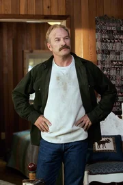 Ted Levine (Capt. Leland Stottlemeyer).