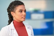 Freema Agyeman (Dr. Helen Sharpe).