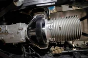 Moderne Technik in historischer Karosserie: ein Elektromotor der Firma Linde