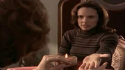 Eine Wahrsagerin prophezeit Sandi, die Suche nach ihrem Traummann sei vergeblich. Sandi sieht einen echten Traumboy am Straßenrand.