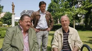 Kann Siegfried Dankl (Dietz-Werner Steck, r.) den Cops Korbinan Hofer (Joseph Hannesschläger, l.) und Christian Lind (Tom Mikulla, M.) wertvolle Hinweise geben?
