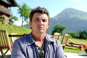 Martin (Hans Sigl) macht sich Gedanken um seine Beziehung zu Lena.