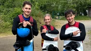 Robin, Alexa und Deniz wollen sich heute gegenseitig beim Wakeboarden herausfordern.