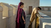 Leah (Jodhi May) und Kajaphas (Richard Coyle) haben vom geplanten Aufstand der Zeloten gehört und überlegen nun, was getan werden kann, um einen Aufstand zu verhindern.