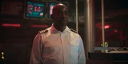 Hat sein Boot erfolgreich vor einer Reihe von Sabotage-Akten gerettet: Kommandant Neil Newsome (Paterson Joseph).