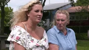 L-R: Amy Blokker and her sister