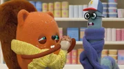 Proviant bei Schneesturm-Warnung: Emil und Pedro finden nur eine einzige Eichel.