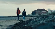 Didi und Ulla Högel bei einem Abendspaziergang. Es ist eine enorme psychische Belastung für beide, auch nach so langer Zeit.