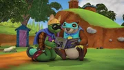Franklin und Biber spielen die Superhelden aus ihrem Lieblingscomic nach.