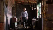Bei seinen eigenmächtigen Ermittlungen findet Wallander (Kenneth Branagh) immer wieder neue Spuren.