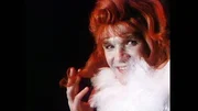 Nachtleben in Berlin (Ost und West) im Jahr 1990: Travestiekünstler in den Fußstapfen von Zara Leander: "Ich weiß, es wird einmal ein Wunder gescheh'n"